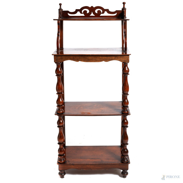 Etagere a tre ripiani raccordati da colonnine tornite con elemento apicale sagomato, XIX secolo, cm 130x55x29, (segni di usura, scalfiture)