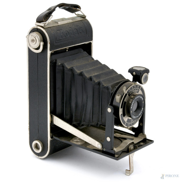 Antica macchina fotografica Junior 620 Kodak a soffietto, misure cm 12,5x8,5x16  (difetti, da revisionare)