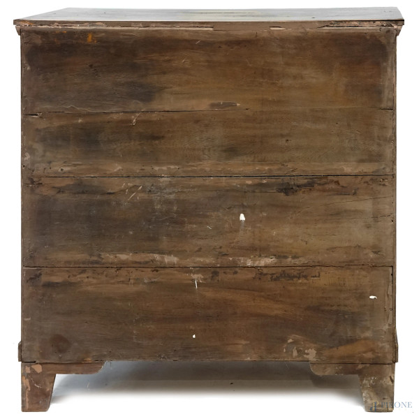 Comò olandese in mogano riccamente intarsiato a motivi floreali in entro cornici (sul piano volat...