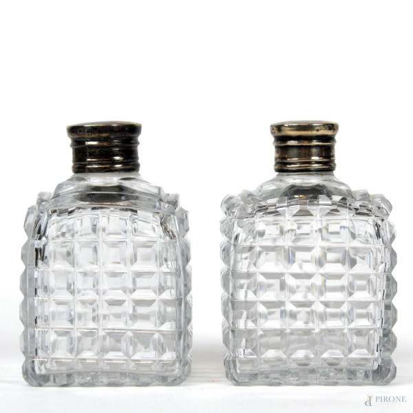 Due bottiglie portaprofumo in cristallo, tappi in metallo argentato, cm h 9, XX secolo, (una sbeccatura).