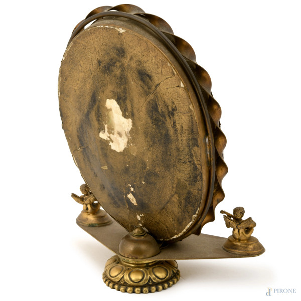 Rilievo in stucco raffigurante la Fuga in Egitto entro cornice in bronzo dorato con particolare l...