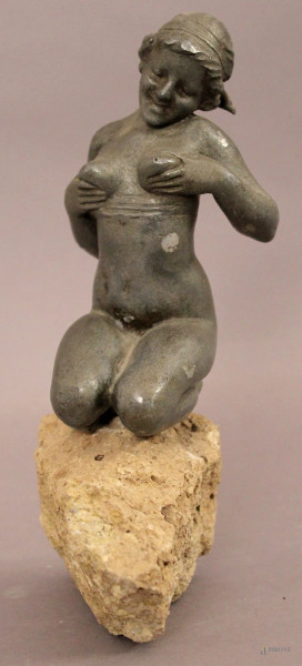 Nudo di donna, scultura in metallo, H 15 cm, difetti.