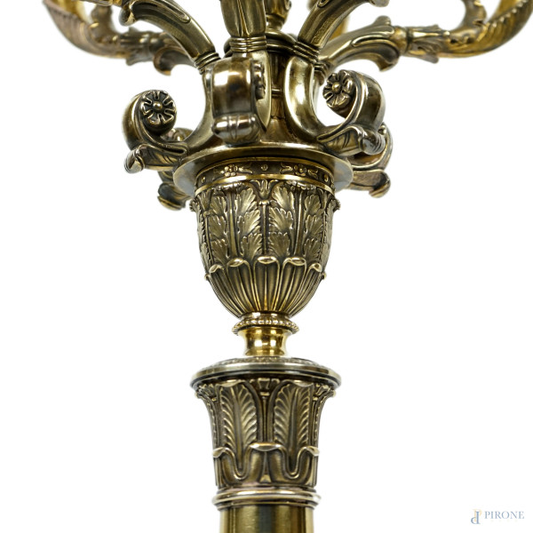 Coppia di candelabri in argento, Francia, Argentiere Paul Canaux, fine XIX-inizi XX secolo, cm h ...