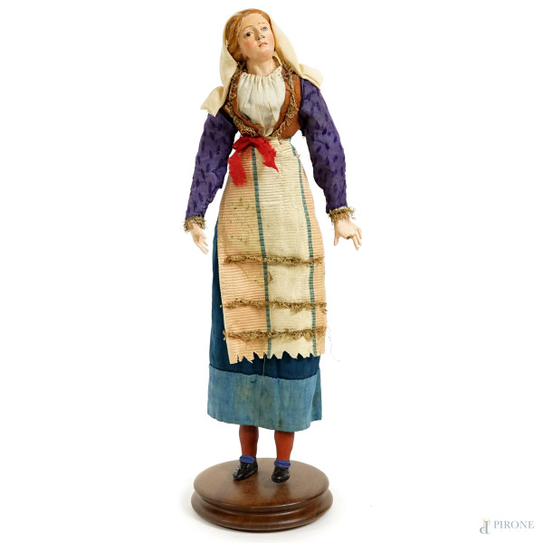 Lotto composto da 7 sculture in terracotta policroma e stoffa (alcune con occhi in vetro) raffigu...