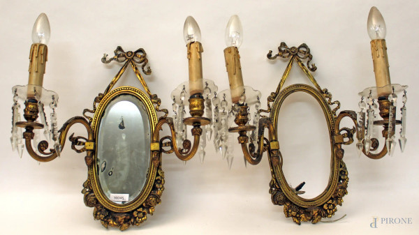 Coppia applique in bronzo a due luci con specchi, H 45 cm, primi &#39;900.