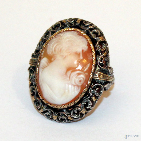 Antico anello in oro e argento