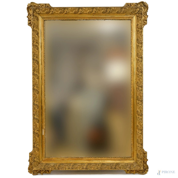 Specchiera rettangolare in legno e pastiglia dorati, fine XIX-inizi XX secolo, cm 129.5x91.5, (difetti)