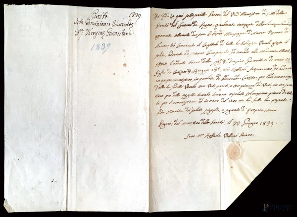 Antico manoscritto del 1839 su carta vergata e filigranata, reca timbro a secco papale