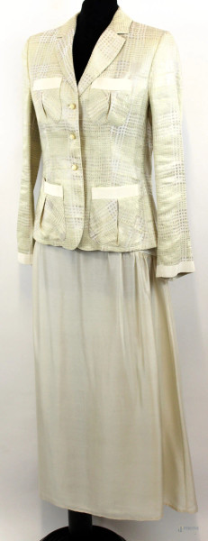 Emporio Armani, completo da donna color avorio, composto da una giacca a fantasia quadrettata (taglia 42) ed una gonna ampia (taglia 40), (segni di utilizzo).