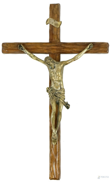 Cristo crocifisso in argento, croce in legno, cm 30x18, metà XX secolo, (segni del tempo).