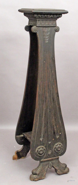 Portapiante in legno ebanizzato, primi &#39;900, H 120 cm.