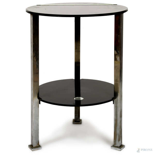 Tavolino in acciaio e vetro a doppio ripiano circolare, XX secolo, cm 70x51, (difetti)