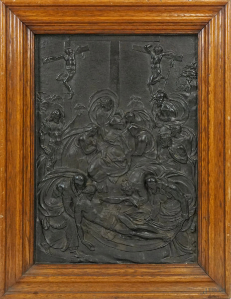 Deposizione, altorilievo in ghisa del XIX secolo, cm 53x39, entro cornice.