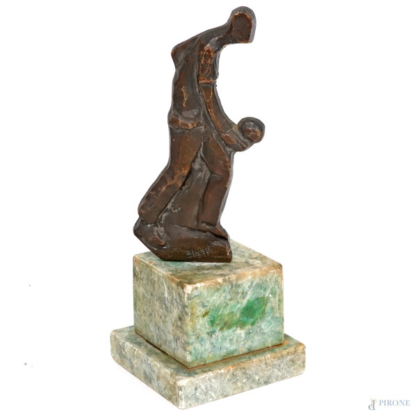 Scultura in bronzo raffigurante una figura maschile, firmata Busan, piedistallo in marmo, cm 17x7, (difetti)