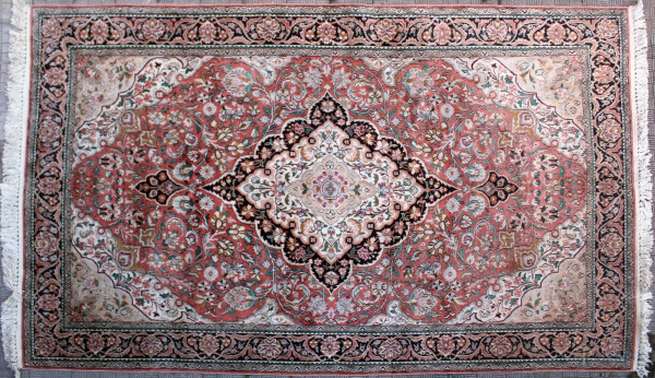 Tappeto indiano misto seta, cm 290 x 180.