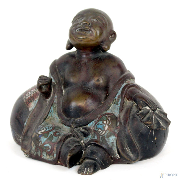 Buddha in bronzo e smalti cloisonné, cm h 15, arte orientale, XX secolo, (lievi difetti).