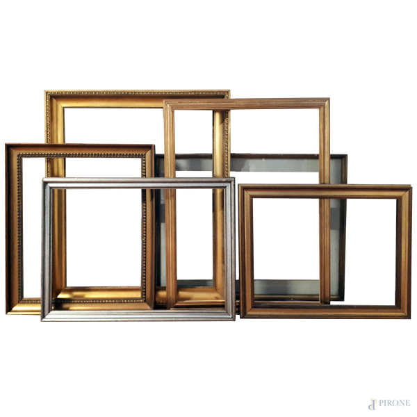 Lotto composto da 6 cornici di varie misure, misura massima luce cm 65x80, misura minima cm 45x60