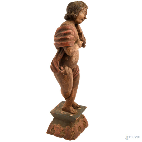Coppia di sculture in legno policromo raffiguranti putti musicanti, XIX secolo, altezza cm 76, (d...