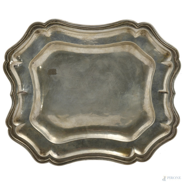 Vassoio in argento 800/000, cm 28x24, peso gr 510