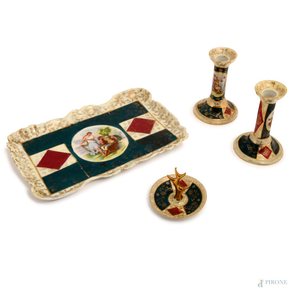 Lotto in porcellana Vecchia Vienna composto da: