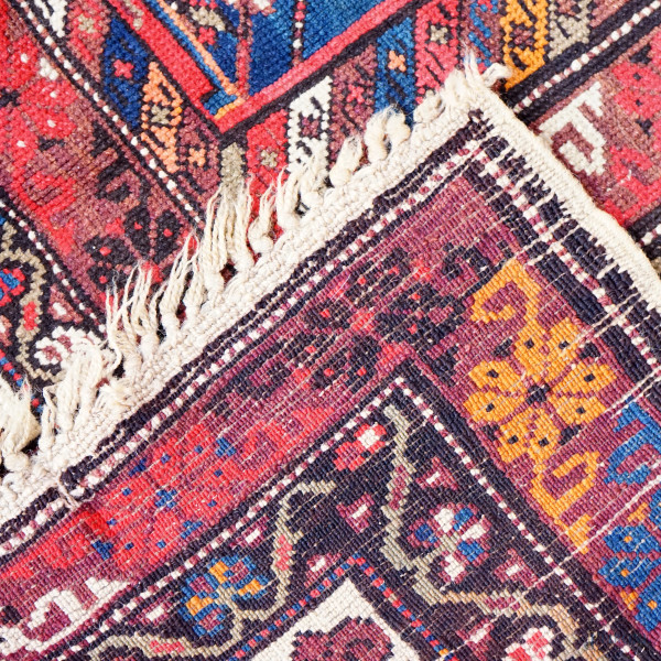 Tappeto persiano, cm 316x242 circa, (difetti, parti consunete)