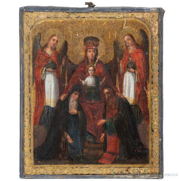 Icona raffigurante Vergine in trono con Bambino, angeli e due santi, XIX secolo, tempera su tavola con profilo in argento, cm 26,5x22, (segni di usura, sollevamenti e cadute di colore e doratura)