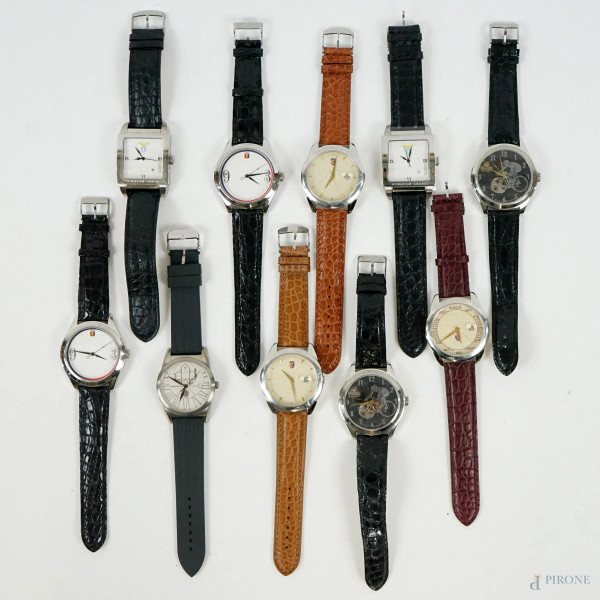 Lotto di dieci orologi da polso da uomo, marchi diversi, lunghezza cm 24,5, (segni  del tempo, meccanismi da revisionare).