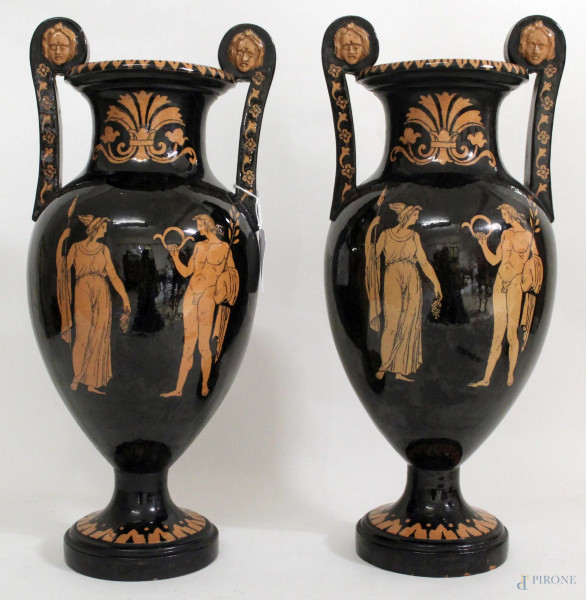 Coppia vasi con anse, in terracotta smaltata nera, con decori a scena di vita etrusca, H. 44 cm.