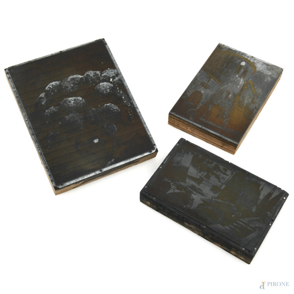 Lotto di 3 matrici calcografiche raffiguranti Ortensie, barche e scorcio di paese, misure massime cm 12,5x16, (segni di usura).