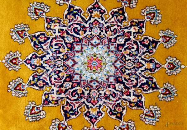 Tappeto, cm 267x148,5, (difetti)