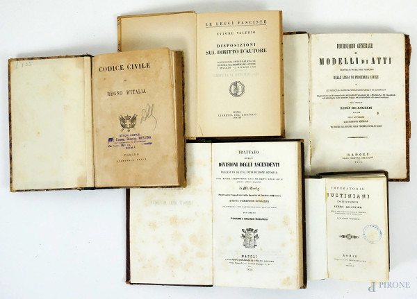 Lotto composto da cinque volumi di diritto del XIX-XX secolo, autori diversi, (difetti)