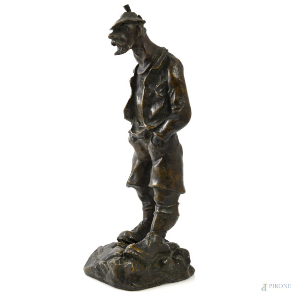 Figure virile, XX secolo, scultura in bronzo, altezza cm 31,5, iscritto alla base