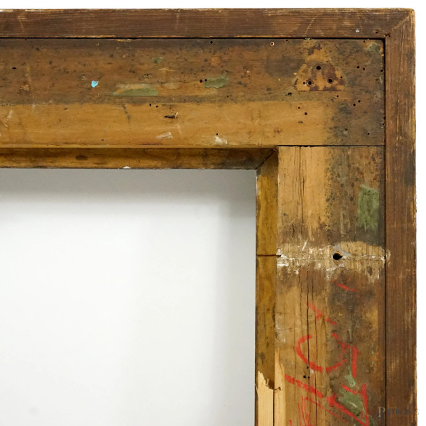 Cornice del XIX secolo in legno e pastiglia dorati, ingombro cm 80x103, battuta cm 59,5x83, (dife...