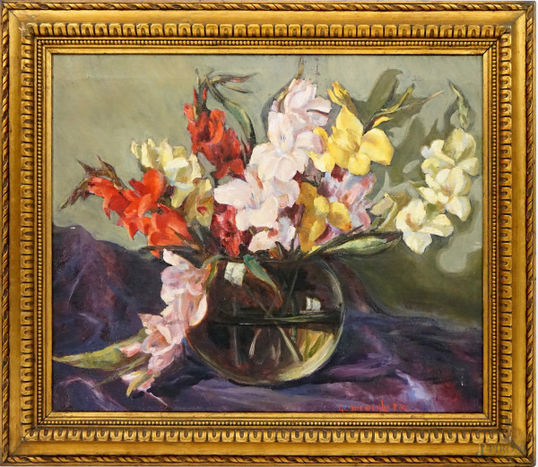 Vaso con fiori, olio su tela, cm 50x62, firmato, entro cornice