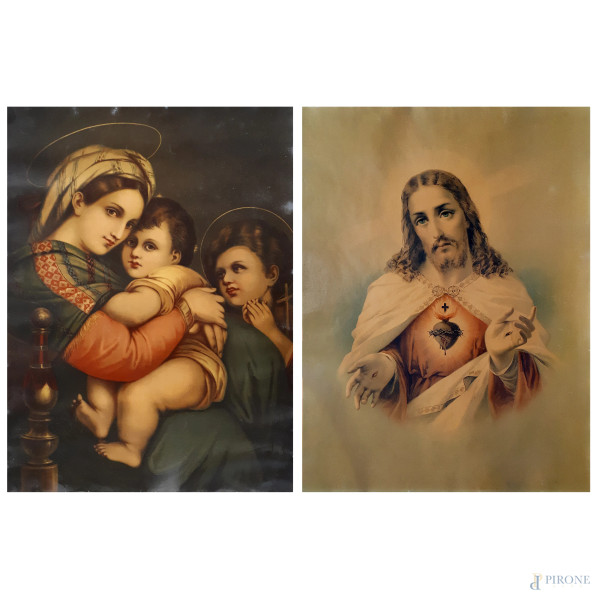 Lotto composto da due cromolitografie su carta del XIX sec. raffiguranti Madonna della Seggiola di Raffaello Sanzio, cm 67x48 e  Sacro Cuore di Gesù, antica cromolitografia su carta, cm 62x47