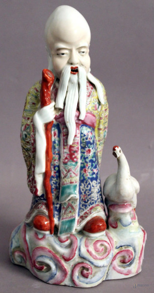 Santone con papera, scultura in porcellana policroma, Arte orientale, H 27 cm, mancanza sul becco.