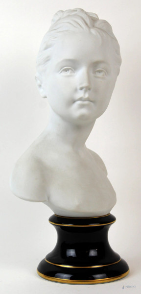 Busto di fanciulla, scultura in bisquit, cm h 33, base in porcellana