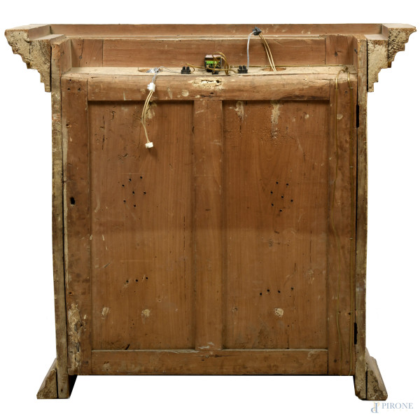 Teca con specchio in legno dipinto e dorato in stile neoclassico, fine del XIX - inizi del XX sec...