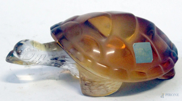 Lalique, tartaruga in cristallo color ambra, h.5x14,5x10
