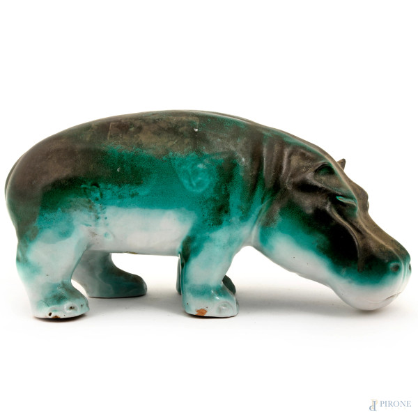 Ippopotamo in porcellana nei toni del verde acqua, XX secolo, cm 14x28x10, (difetti)