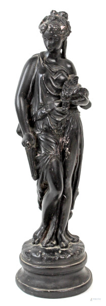 Figura neoclassica, scultura in gesso, cm h 44,5, (difetti). 