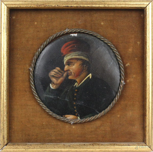 Pittore fiammingo del XIX secolo, Ritratto d&#39;uomo con cappello, olio su legno ad assetto tondo, diametro cm. 10, entro cornice.