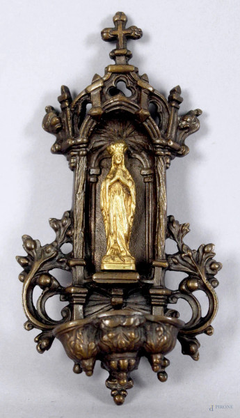 Acquasantiera in bronzo con all&#39;interno la Madonna dorata, altezza 19,5 cm, fine XIX secolo.