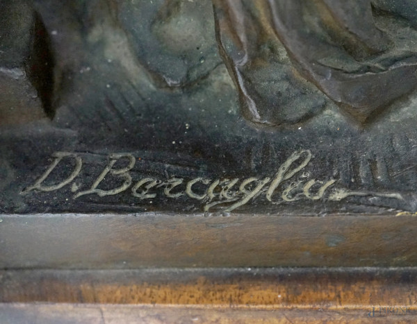 Scultura in bronzo raffigurante la Madonna in trono con il Bambino, base in legno, firmata D. Bar...
