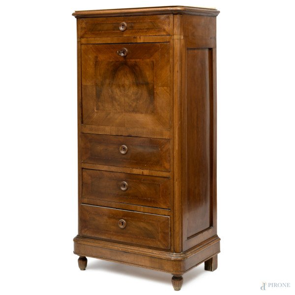 Secretaire a ribalta impiallacciato in noce, XX secolo, cm 140x65x40