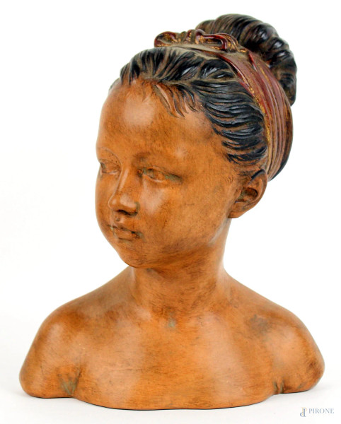 Testa di fanciulla in terracotta, altezza cm. 25, marcata al retro, XX secolo.