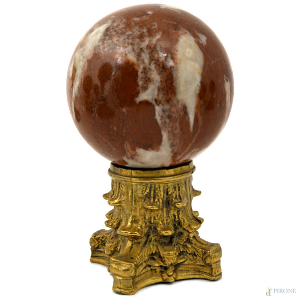 Lotto di 10 sfere in materiali diversi, tra cui alabastro, malachite, rosso di Verona, nero Porto...