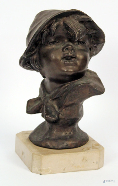 Busto di scugnizzo, scultura in bronzo brunito, recante firma Michetti, h. cm 22.