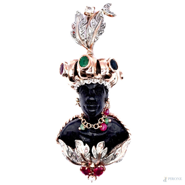 Pendente moretto in ebano e oro 9kt, con diamanti, rubini, smeraldi e zaffiri, cm 8.2, peso gr. 34.4
