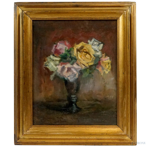 Vaso con rose, olio su  compensato, cm 44x36, firmato e datato P.Gaudenzi 1915 Roma, entro cornice.